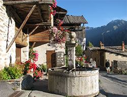 Fontaine à Saint-Véran